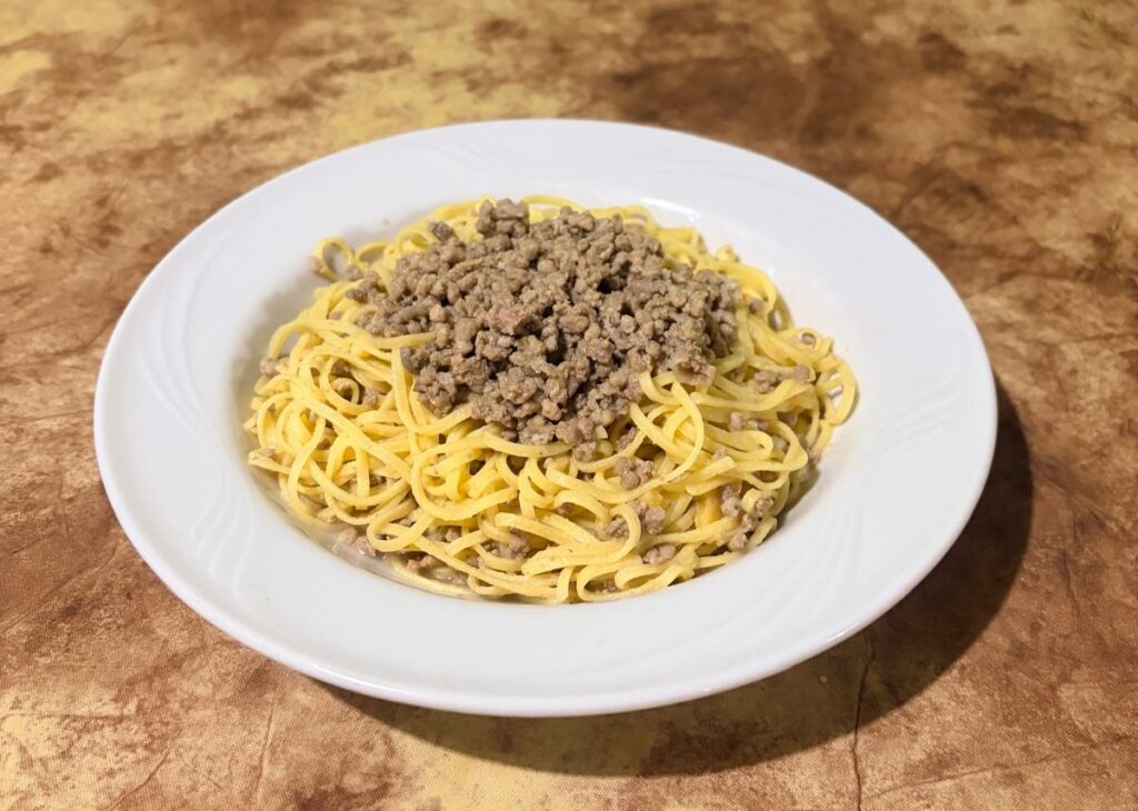 Maccheroncini al ragù bianco sfumato al Varnelli